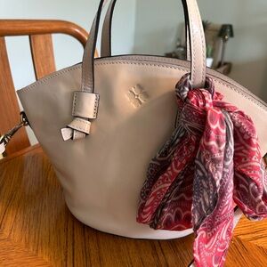 New Patricia Nash Elegant Beige Handbag/Crossbody with Scarf Accent and Wallet